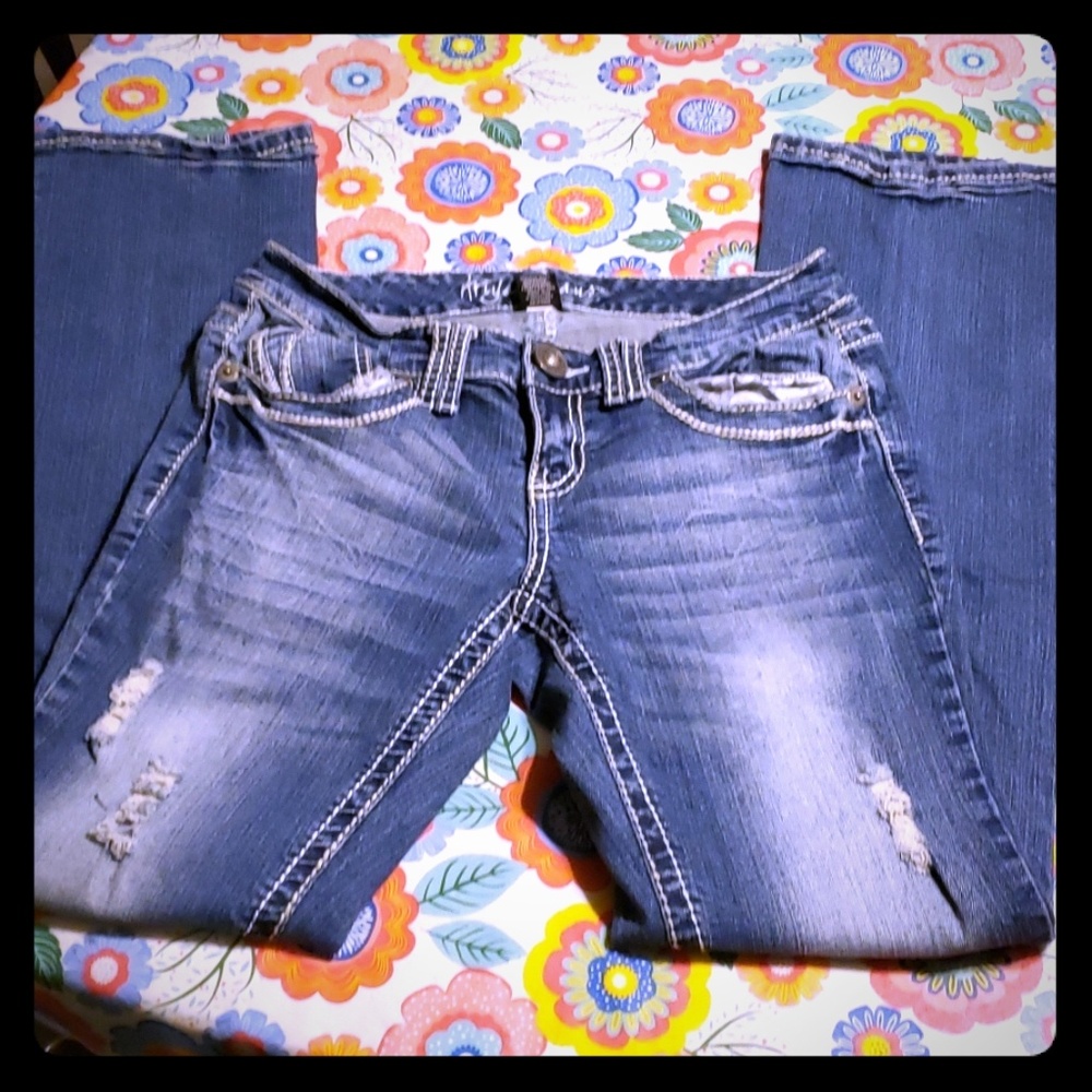 Ariya Jean's Sz 7/8